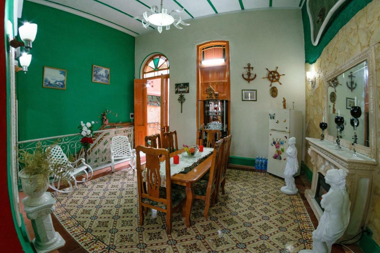 Casa Colonial Carmen Bed and Breakfast Havana Exteriör bild